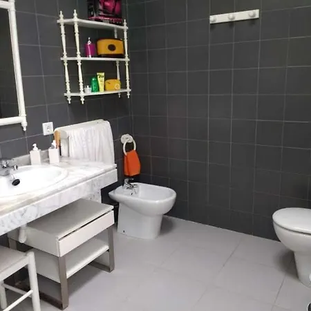 Sleeps 4 Wifi Apartman
