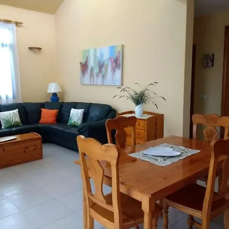 Sleeps 4 Wifi Apartment *