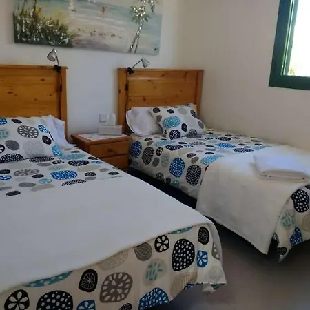 Sleeps 4 Wifi Apartment *