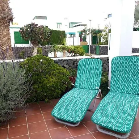 Sleeps 4 Wifi Apartment Costa Teguise