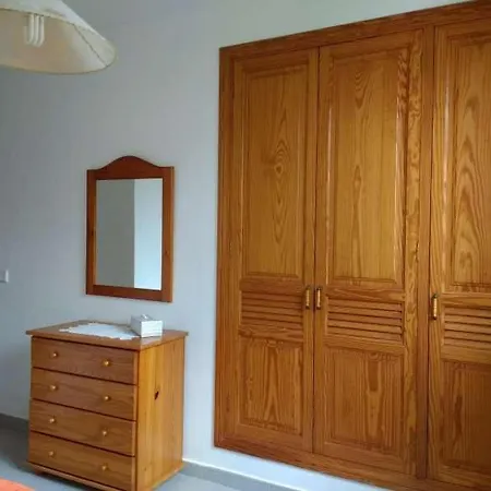 Sleeps 4 Wifi